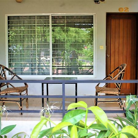 My Parents Guesthouse Kampot Exterior foto