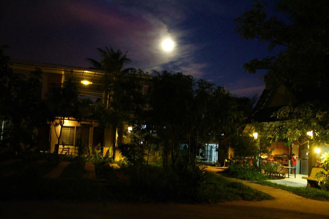 My Parents Guesthouse Kampot Exterior foto